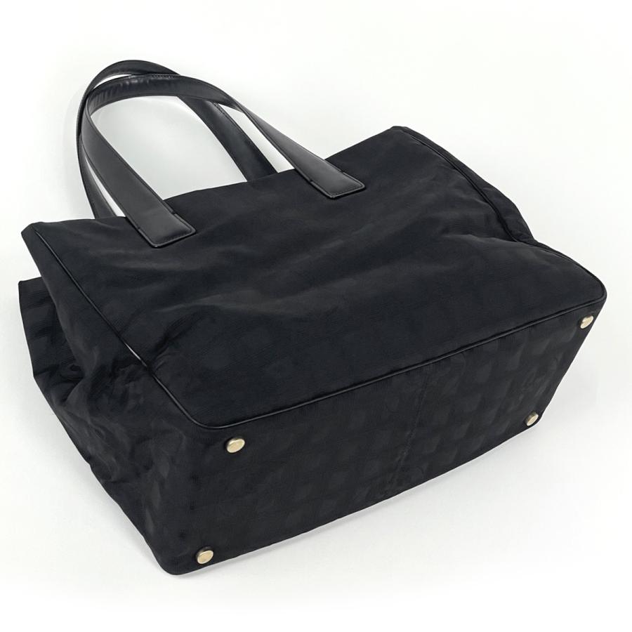 CHANEL（シャネル） ニュートラベルライン トートMM ココマーク