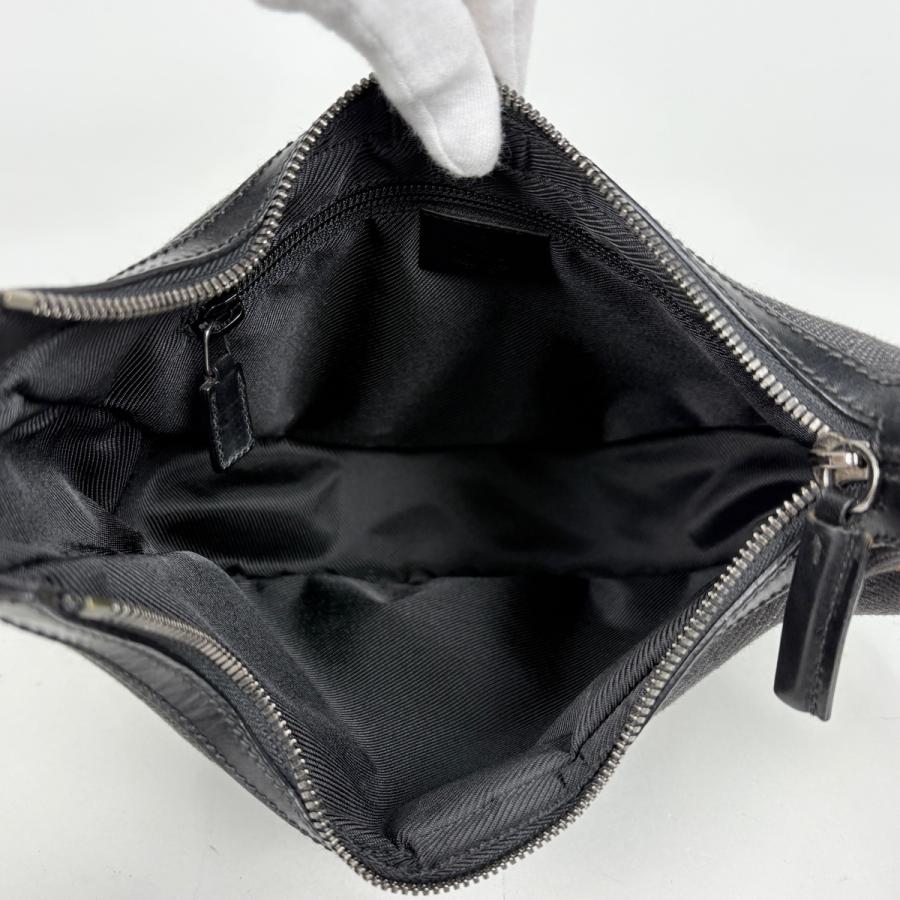 【美品】GUCCI ショルダーバッグ キャンバス ナイロン ブラック GG柄 GUCCI（グッチ） GUCCI GG柄 ショルダーバッグ GGキャンバス ブラック