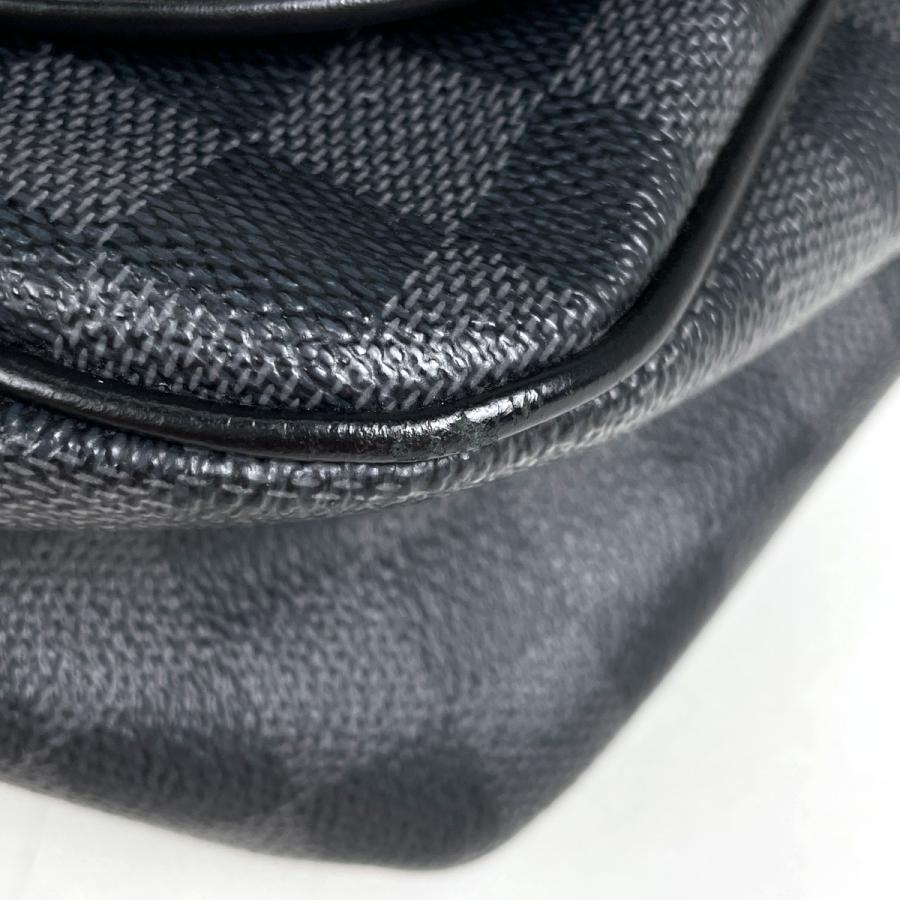 LOUIS VUITTON（ルイ・ヴィトン） ダニエルMM メッセンジャーバッグ