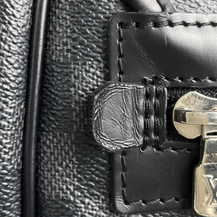 LOUIS VUITTON（ルイ・ヴィトン） ダニエルMM メッセンジャーバッグ