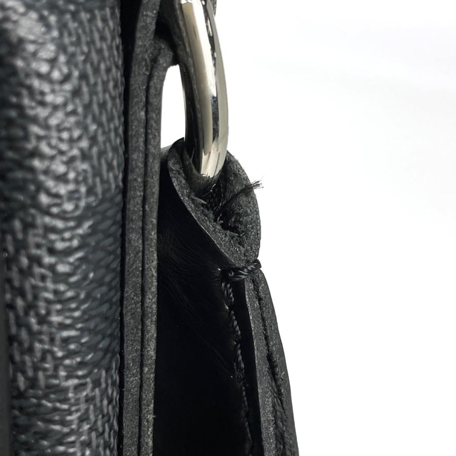 LOUIS VUITTON（ルイ・ヴィトン） ダニエルMM メッセンジャーバッグ