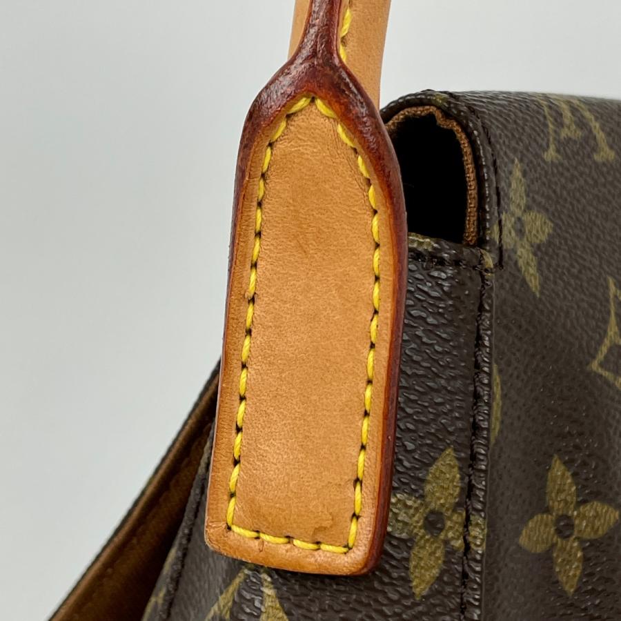 LOUIS VUITTON（ルイ・ヴィトン） ミニ ルーピング 肩掛け ワン
