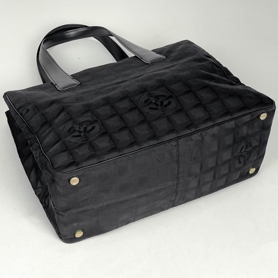 CHANEL（シャネル） ニュートラベルライン トートMM ココマーク