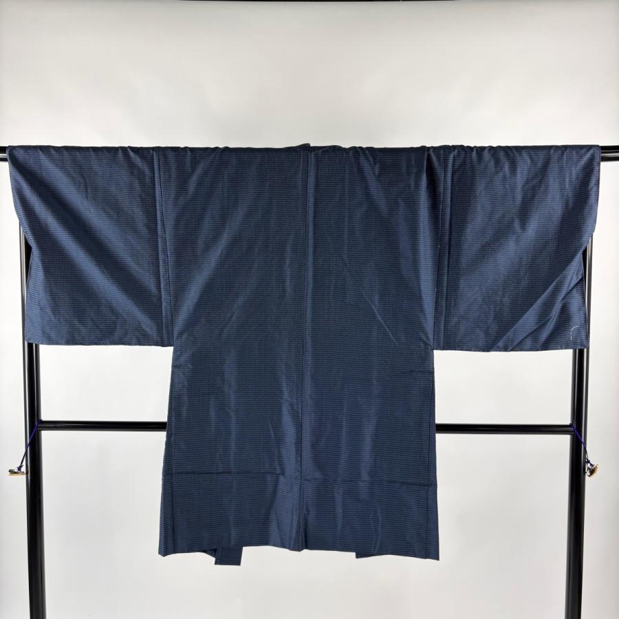 美品 男着物 身丈157cm 裄丈70.5cm L 袷 アンサンブル 紬 亀甲絣 紺色