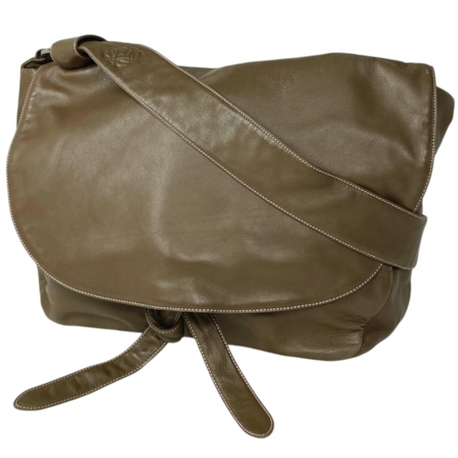 LOEWE(ロエベ) ショルダーバッグ - カーキ LOEWE（ロエベ） ショルダー 