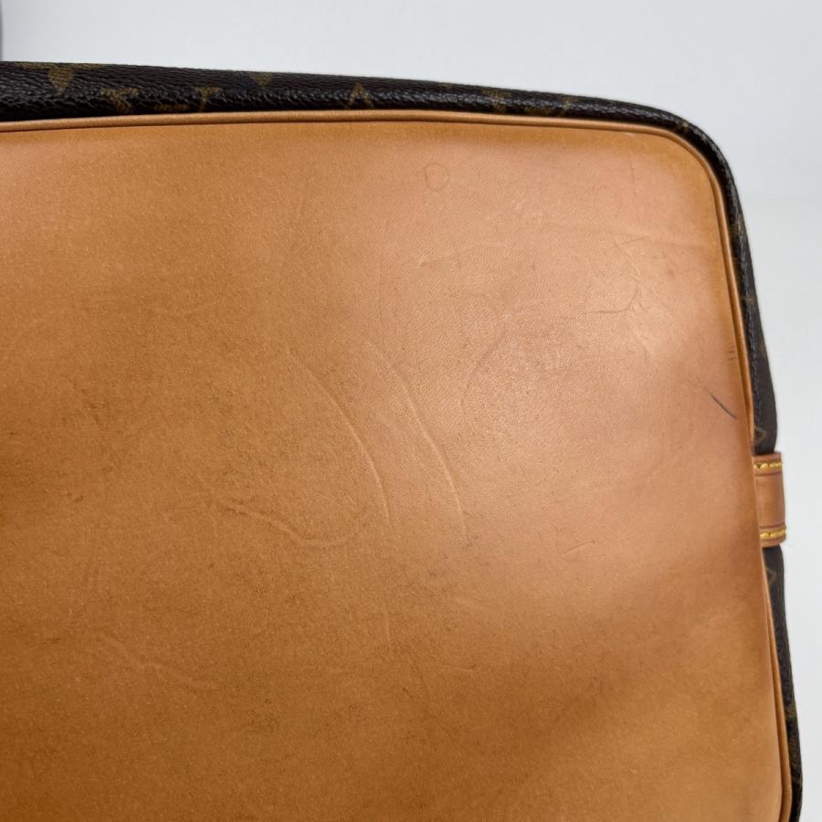 LOUIS VUITTON（ルイ・ヴィトン） プチ ノエ ショルダーバッグ 巾着型