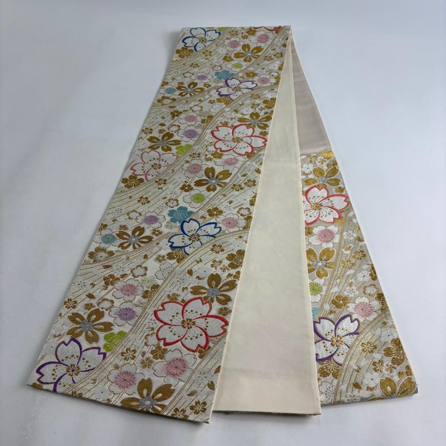 【美品】正絹 袋帯 六通柄 クリーム色 枝垂れ桜 流水 金糸 状態良好 袋帯 秀品 振袖向き 桜 流水 唐織 金糸 クリーム 六通 正絹 中古