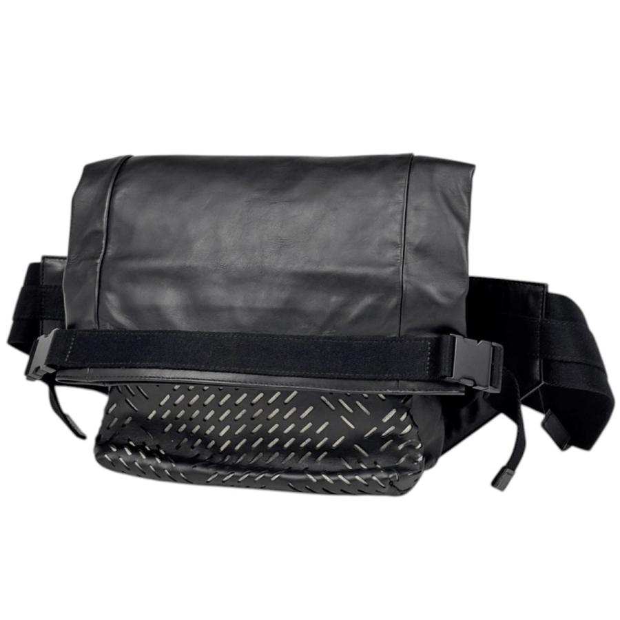 ボッテガヴェネタ　ボディバッグ ウエストバック(中古) プレゼント付き ボッテガヴェネタ BOTTEGAVENETA ボディバッグ パーフォレイテッド