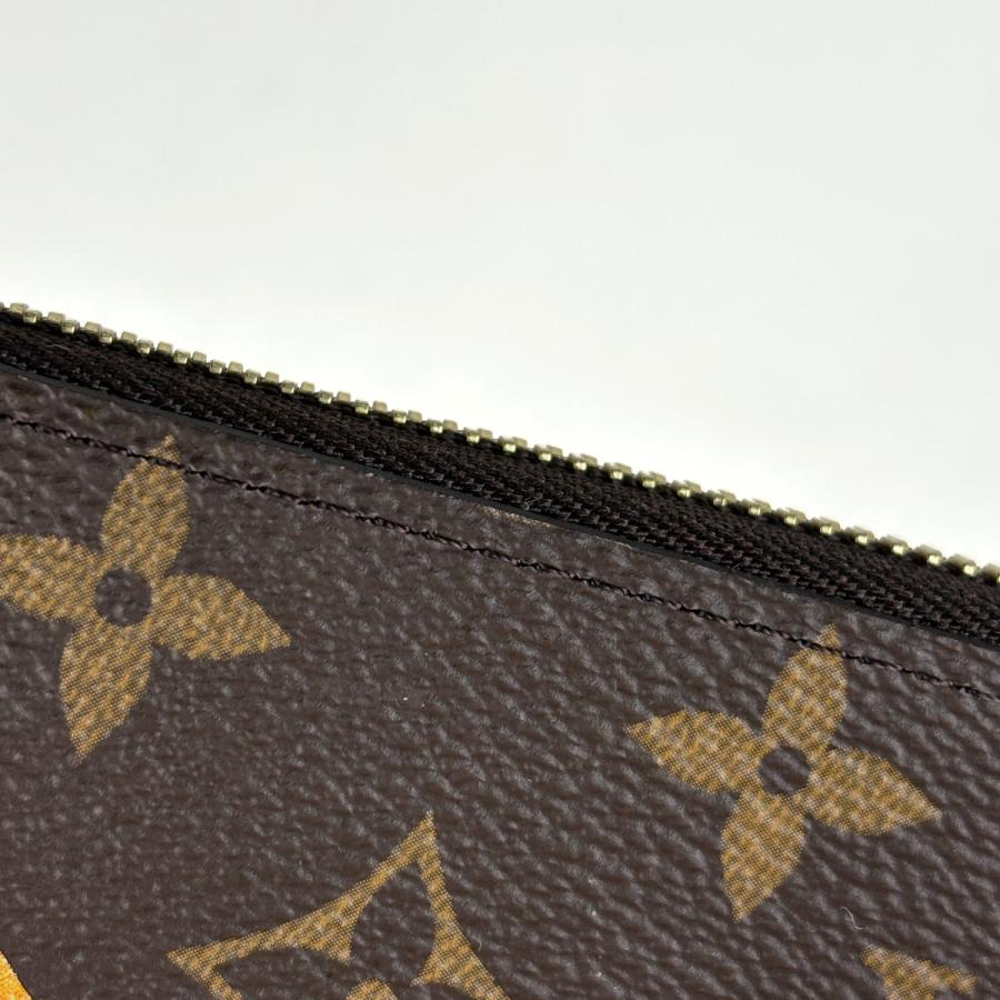 LOUIS VUITTON（ルイ・ヴィトン） ジッピーウォレット モンモノグラム