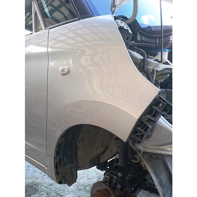 中古パーツ スズキ パレット MK21S 右フェンダー カラーNo.Z2S！！ :s