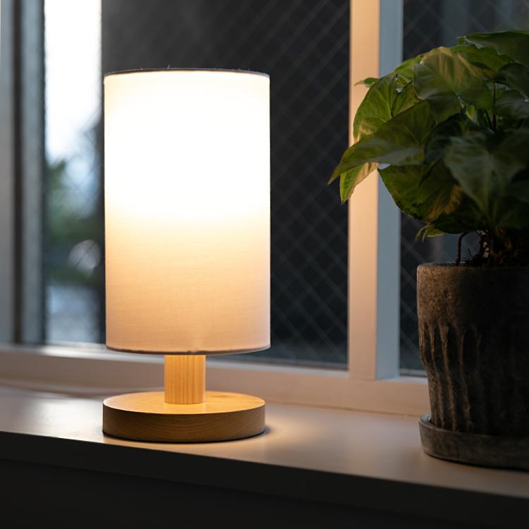 テーブルライト 1灯 おしゃれ シンプル 北欧 カフェ テイスト 寝室