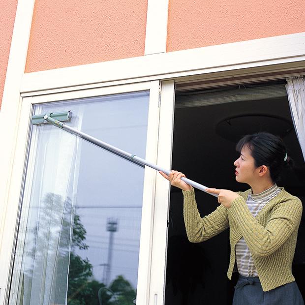 ガラスワイパー ガラスワイプワイパ F 伸縮柄付 拭き幅24cm 柄の長さ76 125cm 窓掃除 2階の外窓掃除にも 安心連結対応 Ag333 アズマ工業 435868 お掃除のアズマ工業 直営ショップ 通販 Yahoo ショッピング