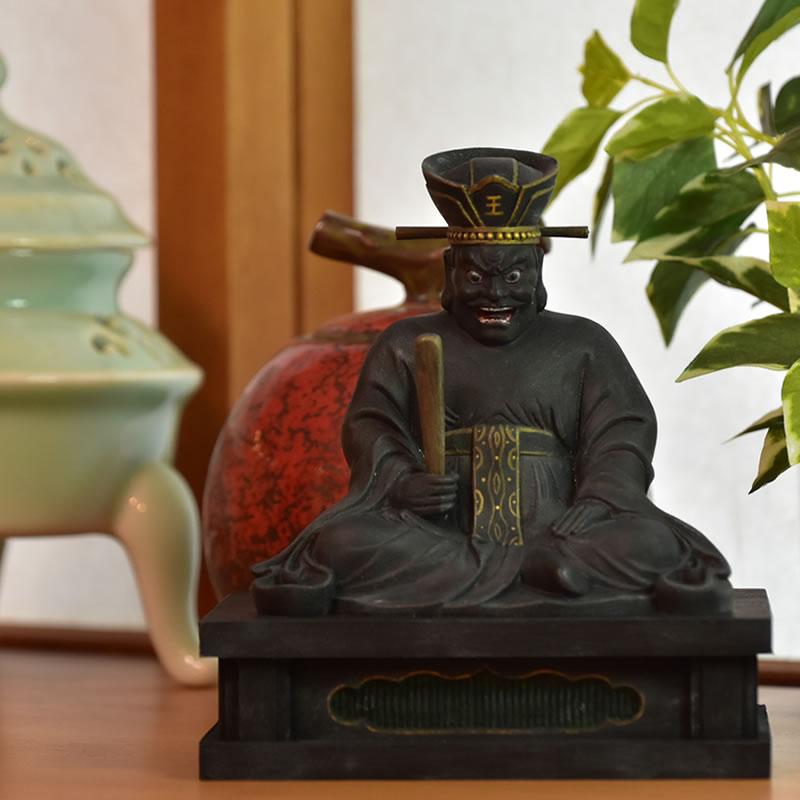 木彫り 仏像 【閻魔大王】 桧木 坐2.5寸 古色 総高約13cm : 海宇工芸館 