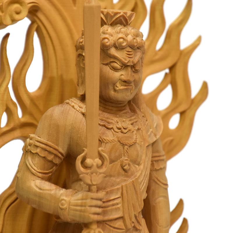 木彫り仏像 【不動明王立像】 火炎光背四角台 柘植 立4.0寸 総高約23.5