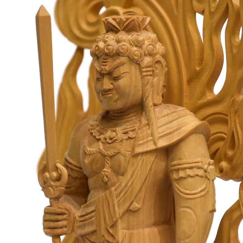 木彫り仏像 【不動明王立像】 火炎光背四角台 柘植 立4.0寸 総高約23.5