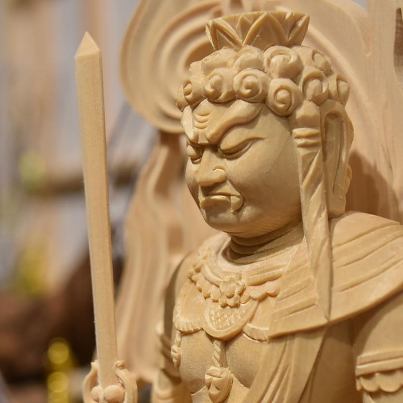 木彫り仏像 【不動明王立像】 火炎光背四角台 桧木 立6.0寸 総高 木彫り仏像 【不動明王立像】 火炎光背四角台 桧木 立6.0寸 総高