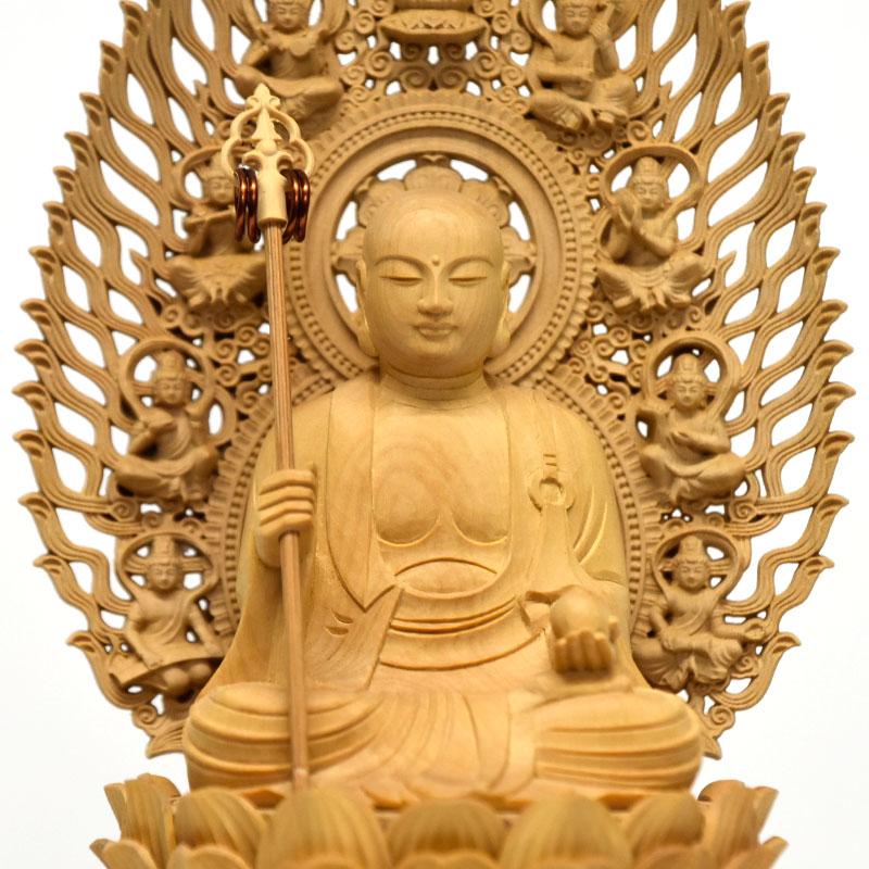 木彫り仏像 【地蔵菩薩】 柘植八角台飛天光背 坐2.0寸 総高約22.5cm