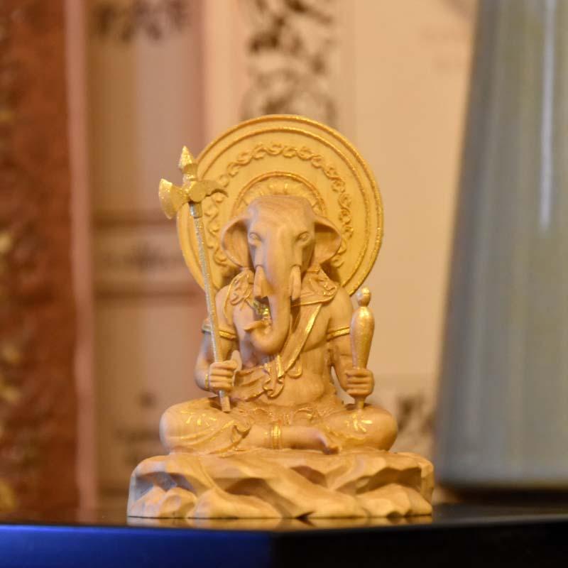 木彫り 仏像 【小仏】柘植歓喜天（聖天）単身坐像 金泥 総高5.8cm ※桐
