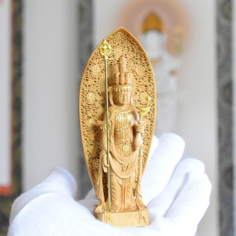 鉄器 仏像 文殊菩薩 茶室 仏堂 書斎 工芸品 置物 Amazon｜【仏像】 柘植木彫り 置物 三開仏 【真言宗三尊：大日