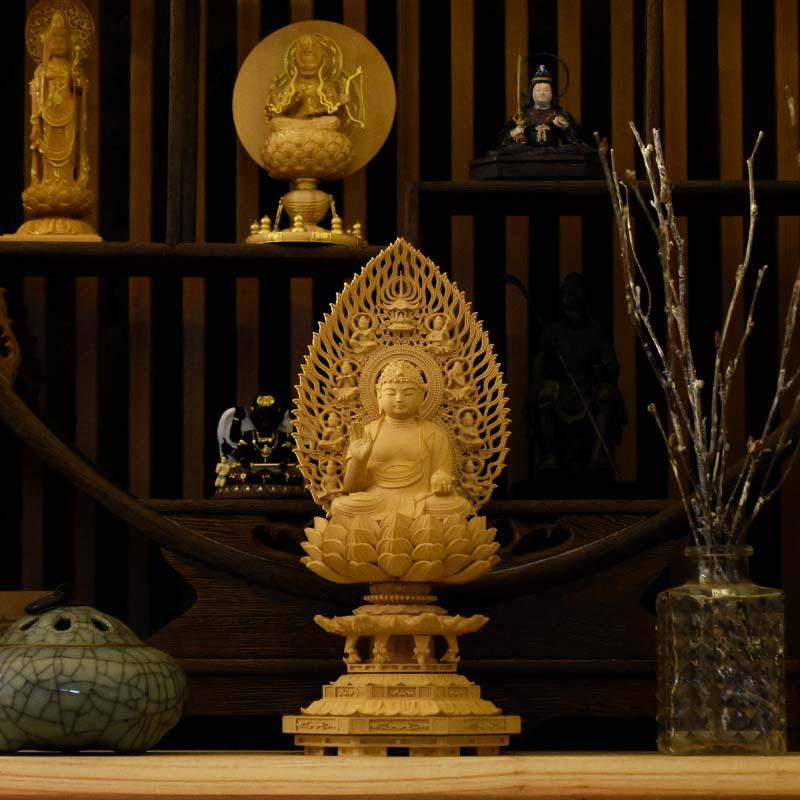 木彫り仏像 【薬師如来】 飛天光背八角台 柘植 坐2.0寸 : 海宇 木彫り仏像 【薬師如来】 飛天光背八角台 柘植 坐2.0寸 : 海宇