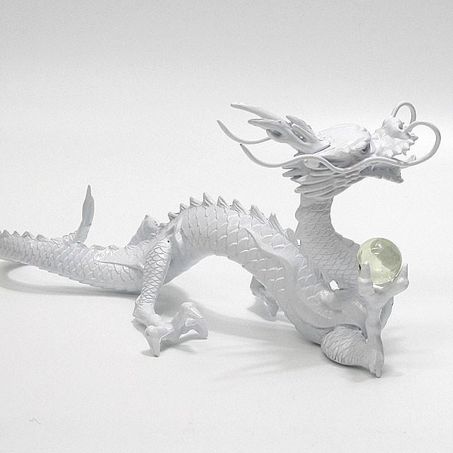 開運 龍 願い龍 白龍 ホワイトドラゴン 置物 風水グッズ シトリン丸玉 水杯 黒台座 3点セット付き 白蛇 ドラゴンボール 辰 竜 開運グッズ 風水インテリア 0n 2w2q U8hd 風水ザ ワールド 開運浄化専門店 通販 Yahoo ショッピング