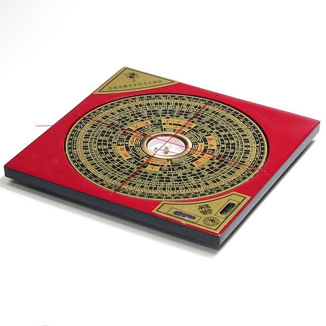 開運グッズ 風水羅盤 本格派 風水盤 約15cm Mサイズ ケース付き