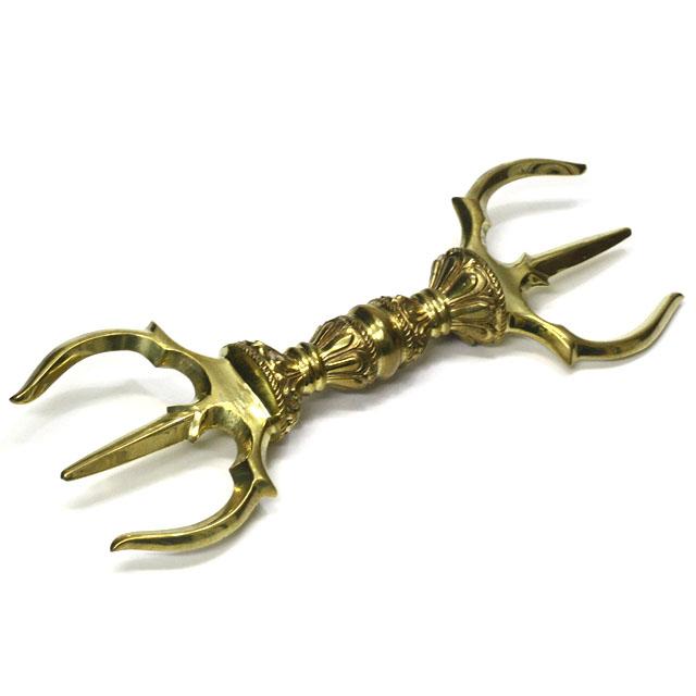 【修縁堂】寺院用仏具 鬼面三鈷杵 バジュラ希少vajra 密教法具古美術品 修縁堂】寺院用仏具 鬼面三鈷杵 バジュラ希少vajra 密教法具古