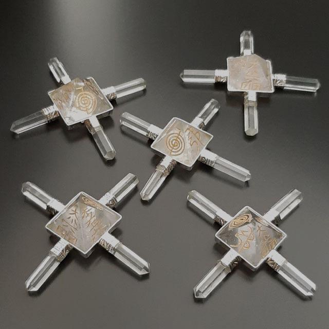 ピラミッド ヒマラヤ水晶 レイキ ジェネレーター 水晶 ポイント 天然石