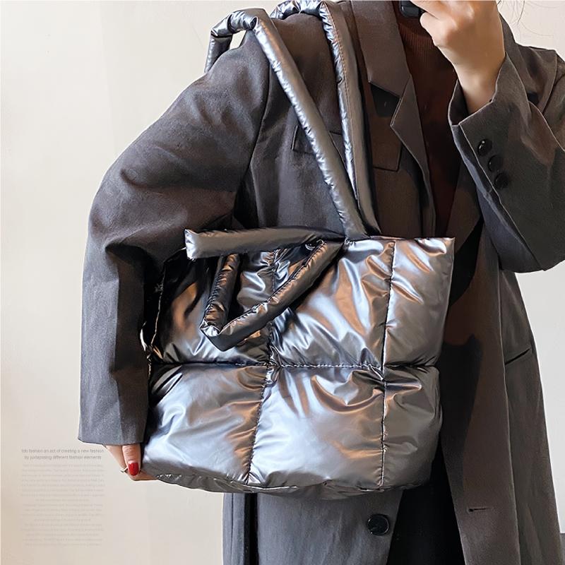キルティングバッグ 2way トートバッグ 光沢 中綿入り レディース