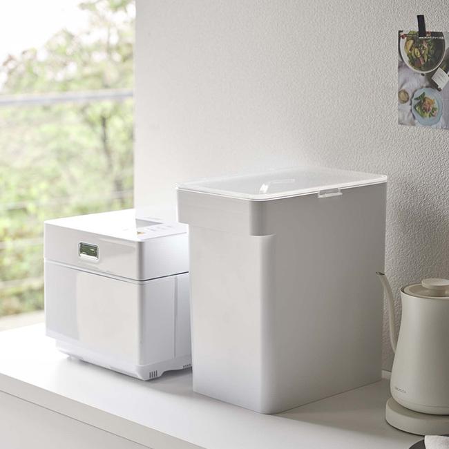 予約販売 お米収納 超人気 専門店 米びつ ライスストッカー ライスボックス 保存容器 密閉 10kg Tower タワー 山崎実業 計量カップ付き シンク下米びつ