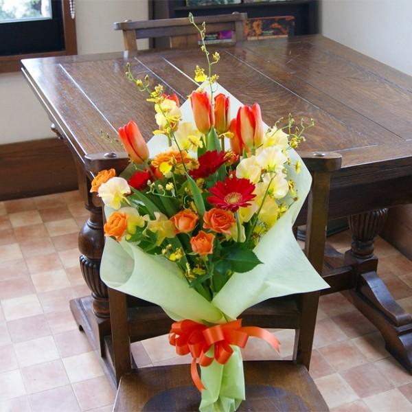 Sale 57 Off オレンジ チューリップの輝くブーケ