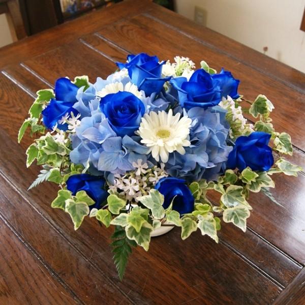 母の日 2026 青い薔薇 ブルーローズ のフラワーアレンジメント