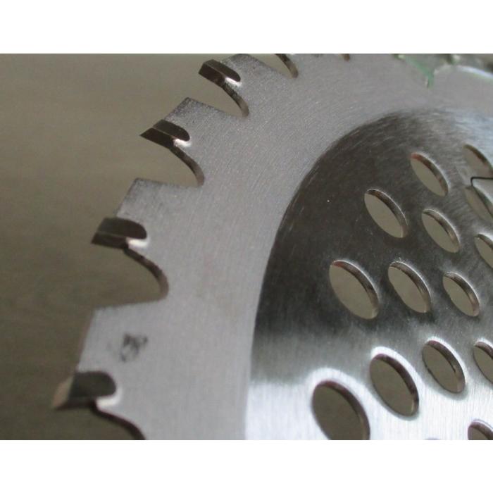 New青鬼チップソー １枚入り 草刈機 刈払機用 角度の違いが切れ味の違い Aooni1 かかし屋ヤフー店 通販 Yahoo ショッピング