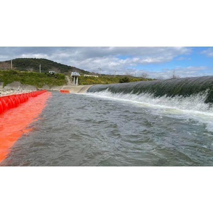サイシールFS50右用 簡易型止水板フラッド・ガードF型 最大防水高50cmタイプ 止水板背面の壁を利用して止水をする場合に使用しますの画像