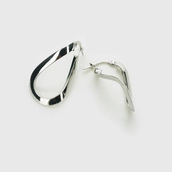 K18 ホワイトゴールド フープピアス イタリア製