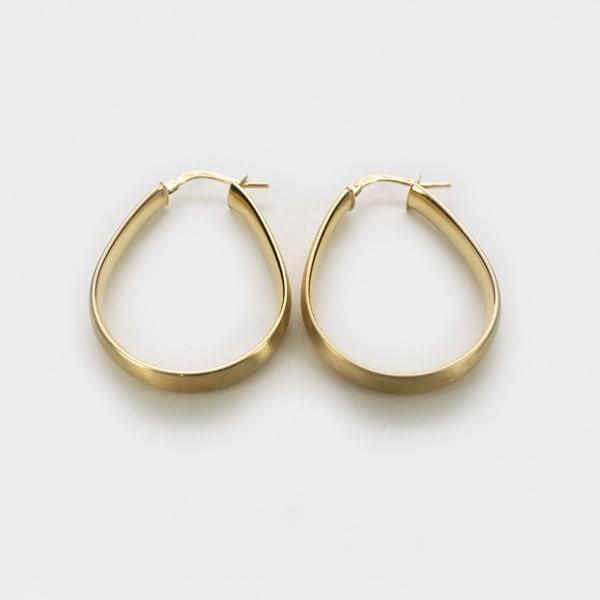 UNOAERRE（ウノアエレ） K18 イエローゴールド フープピアス