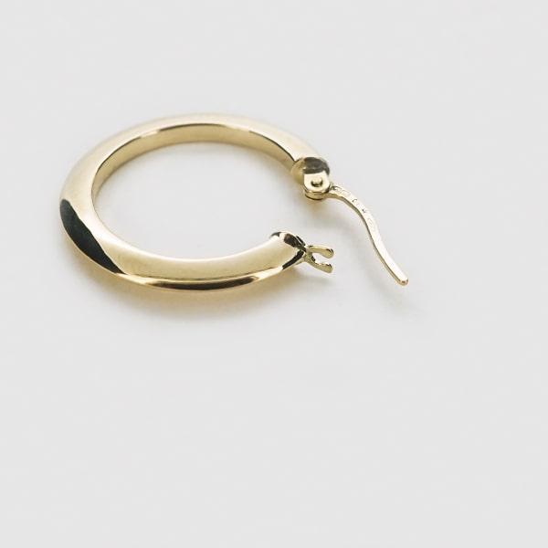 UNOAERRE（ウノアエレ） K18 ゴールド フープピアス イタリア製