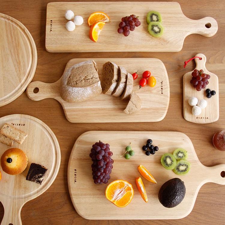 ラウンドディッシュボード Ssサイズ カッティングボード パン まな板 木製 ナチュラル ウッド カフェ風 おしゃれ シンプル おやつ お皿 皿 かわいい Acacia C13aa009 楽しいインテリア北欧雑貨店 Kakko 通販 Yahoo ショッピング