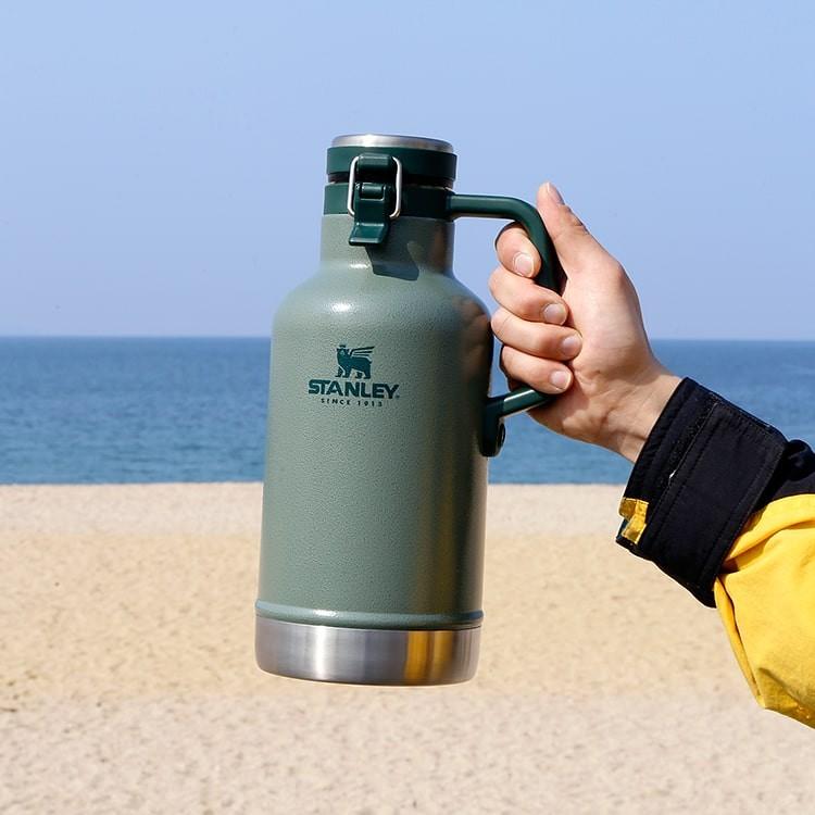 水筒 1 9l スタンレー 真空 おしゃれ 魔法瓶 約 2リットル ステンレス 保冷 保温 大容量 メンズ マイボトル ハンドル ロイヤルブルー 青 グロウラー Stanley C 楽しいインテリア北欧雑貨店 Kakko 通販 Yahoo ショッピング
