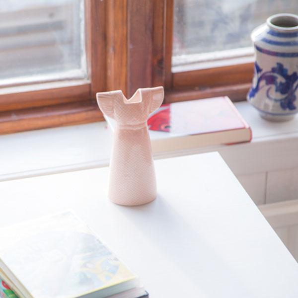 Lisa Larson（リサラーソン） ワードローブシリーズ ベースドレス 陶器