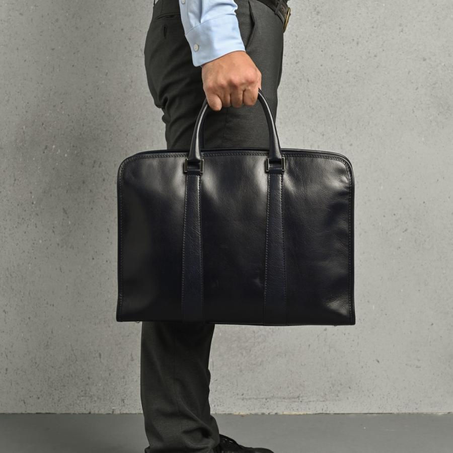 牛革製 ビジネスバッグ ブリーフケース 本革 レザー ギフト メンズ レディース A4 ショルダー 2way おしゃれ 軽量 通勤 出張 13インチPC WB101 |  | 13