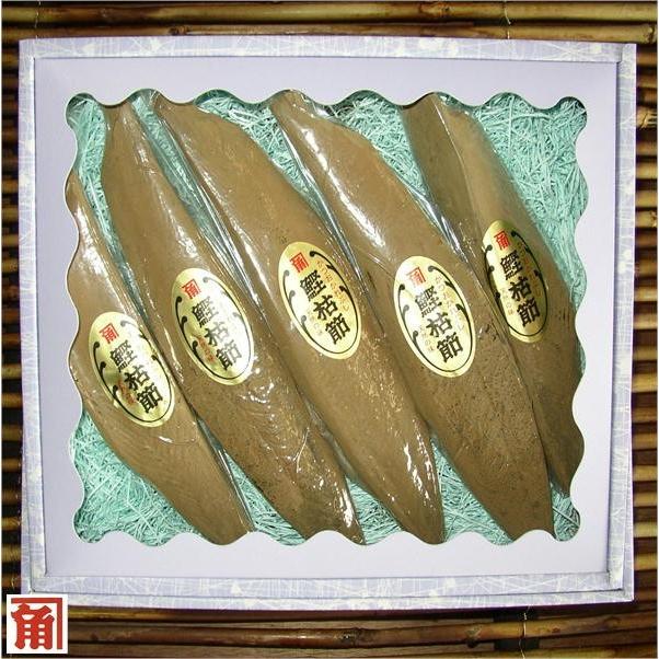 角助屋 鰹 本節 枯節 無添加 5本入 約1kg (送料無料) 鰹節 国産 静岡県 伊勢志摩 セット 詰め合わせ ギフト 贈答用 他商品同梱不可|kakusukeya|02