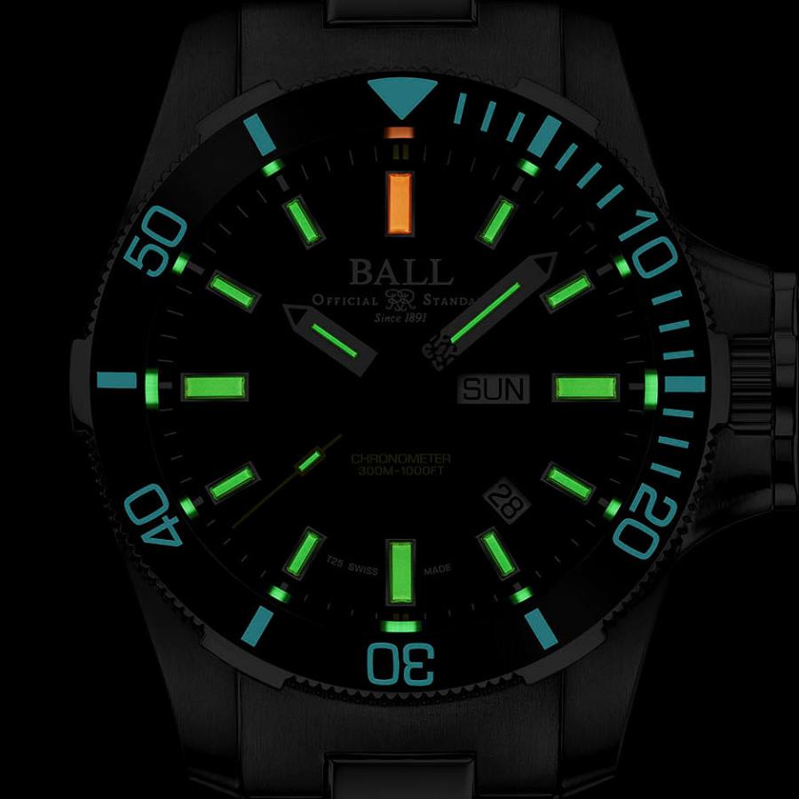 内部点検済 BALL ボール ウォッチ エンジニア ハイドロカーボン サブマリン ウォーフェア セラミック DM2236A-SCJ-BK 300m防水 デイデイト 黒 ブラック SS ステンレス メンズ 自動巻き【6ヶ月保証】【腕時計】【中古】 BALL Watch（ボール ウォッチ） 【正規品・メーカー保証付き】BALL