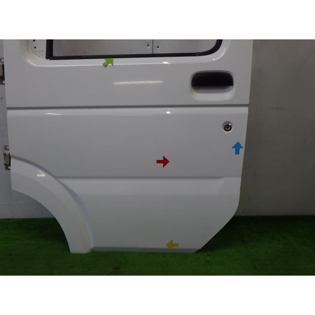 キャリイ キャリィ LE-DA63T 左フロントドア 色/ 26U 68002-67H00 
