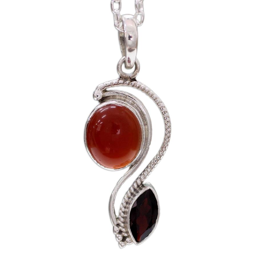 Collana Donna Artigianale NOVICA 'Hook Me Up', In Osso Con Cordoncino Di Cotone Regolabile, 18"