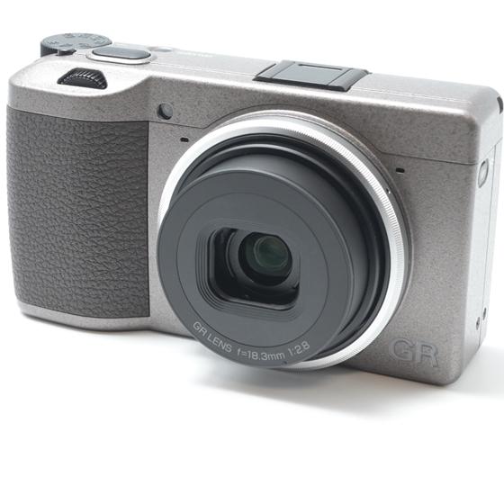 【新品級】RICOH GR III Diary Edition メタリックウォームグレー |  | 01