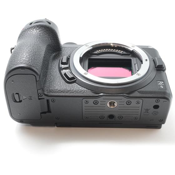 新品級】Nikon Z5 レンズキット NIKKOR Z 24-50mm f/4-6.3 付属 新品級】Nikon Z5 レンズキット NIKKOR Z 24-50mm f/4-6.3 付属