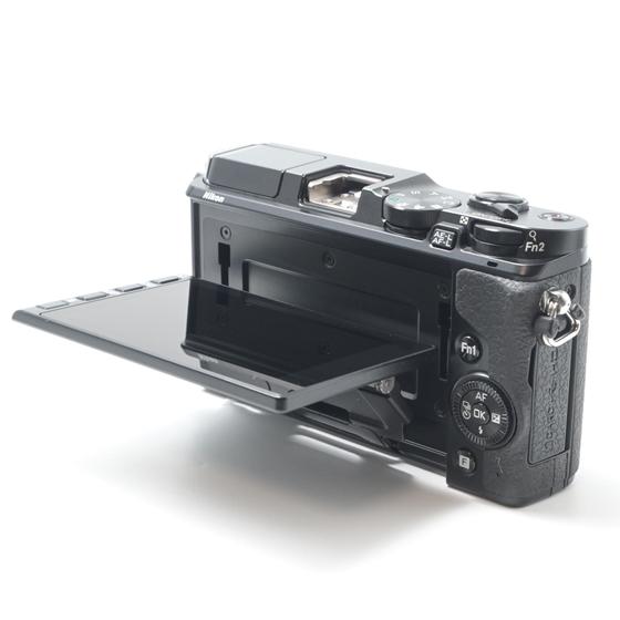 ニコン Nikon Nikon 1 V3 ボディ |  | 05
