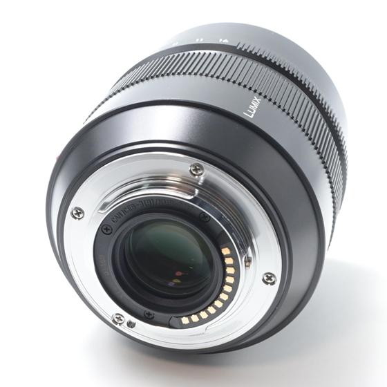 パナソニック Panasonic LEICA DG NOCTICRON 42.5mm/F1.2 ASPH./POWER O.I.S. H-NS043 |  | 01
