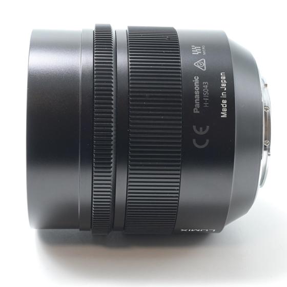 パナソニック Panasonic LEICA DG NOCTICRON 42.5mm/F1.2 ASPH./POWER O.I.S. H-NS043 |  | 03